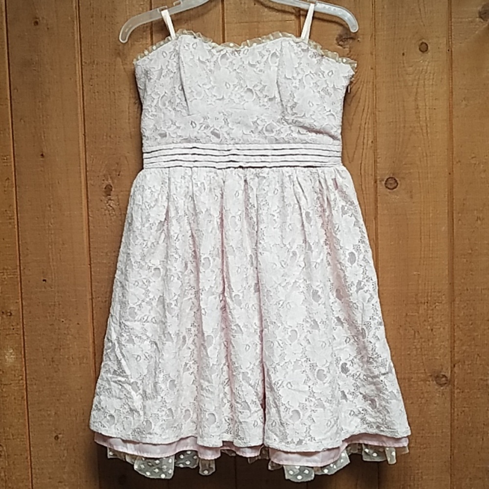 Light pink lace princess dress